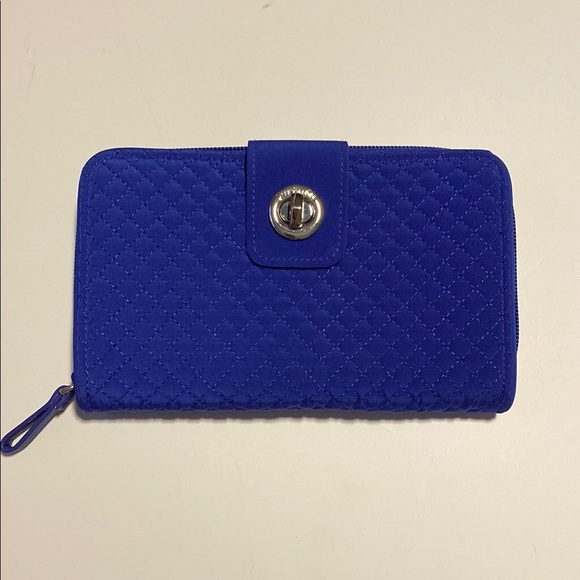 Vera Bradley Quilted Blue Wallet with Silver Clasp - Picture 1 of 3